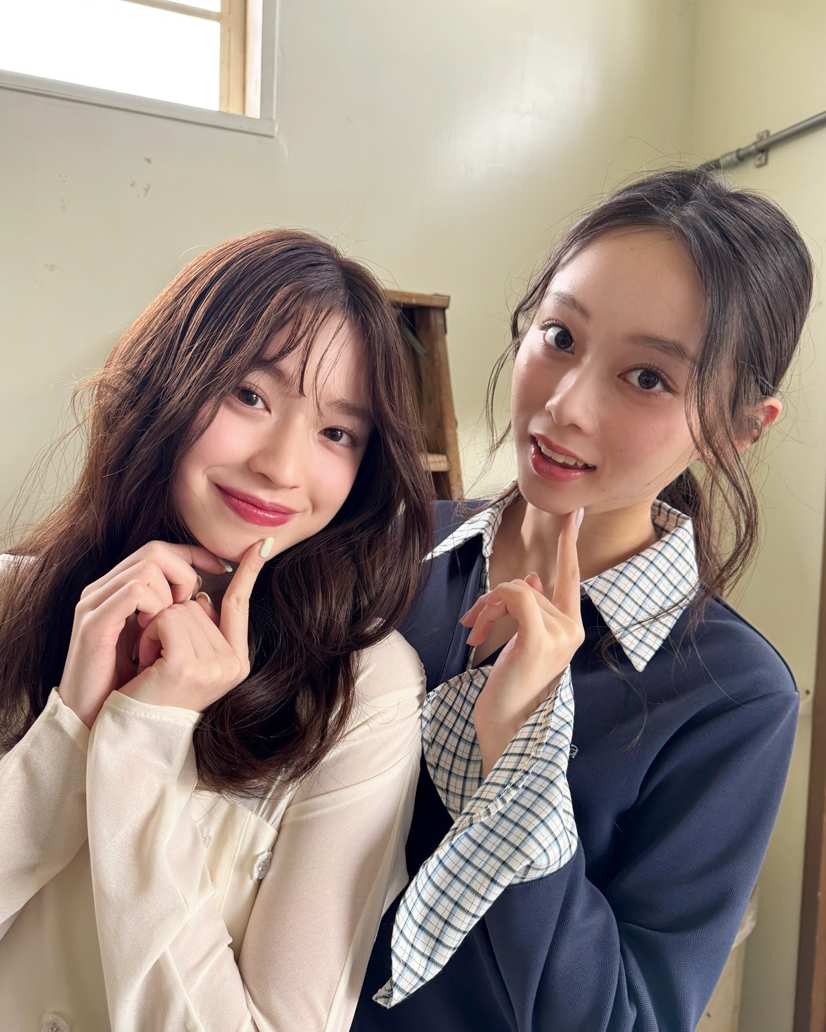 あやな♡ふじこのトレンドファッション企画オフショ📸お洋服はもちろん、ヘアもメイクも可愛くない？💓 同い年で同じ事務所の2人は揃うといつもわちゃわちゃしてます👭🏻🎶笑　#葛西杏也菜 #佐藤不二子 #Se