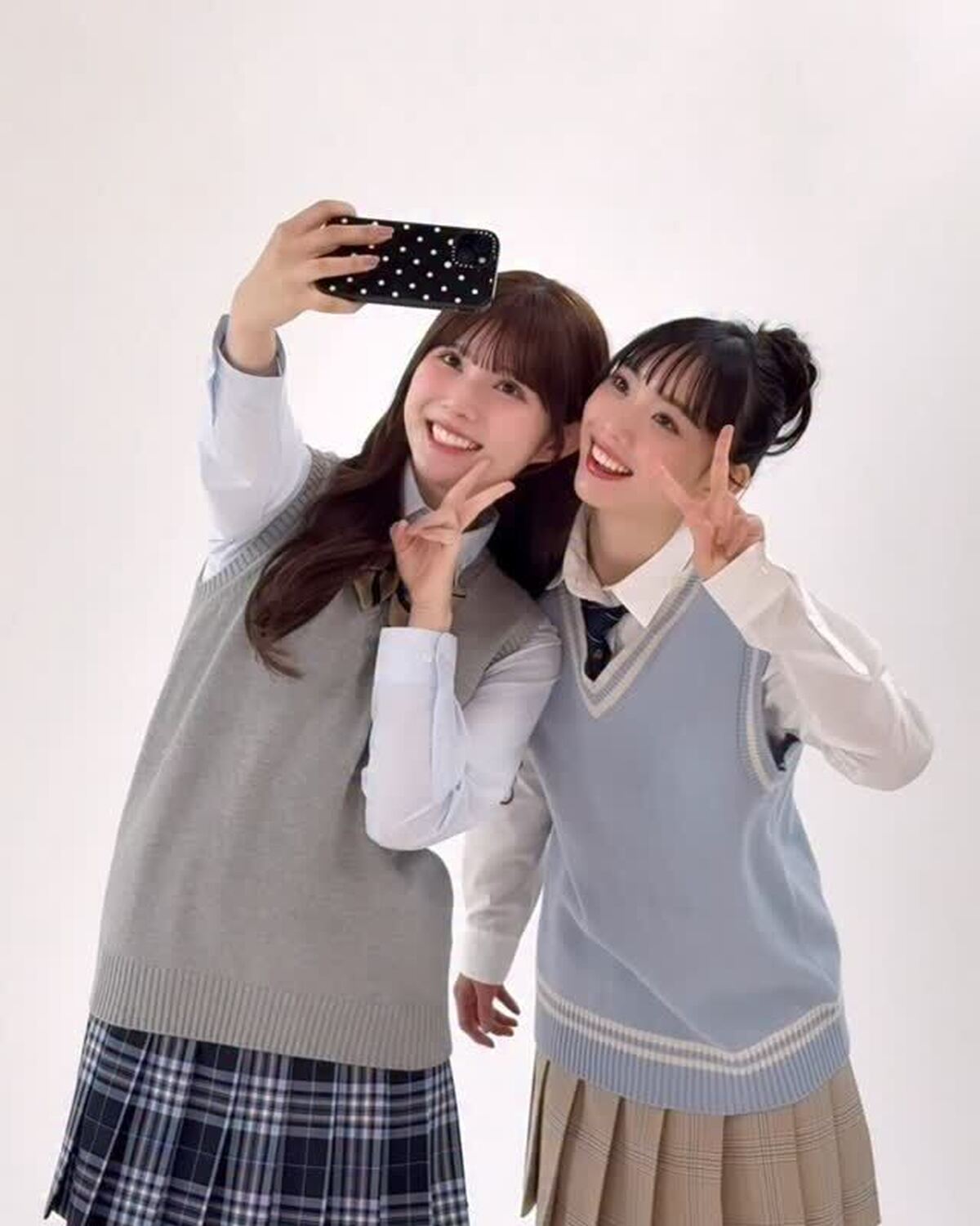 グミ部、春号でも仲良く頑張ってます‼️🤤💜#髙橋快空 #松本麗世 #グミ部 #グミ好き #Seventeen春号