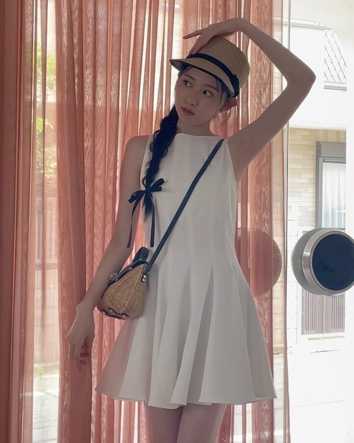 みさきの夏私服👗🤍 涼しげなホワイトのワンピースにカゴバックと麦わらキャスケットで爽やか上品夏コーデ🎀👒#Seventeen #Seventeen夏号 #Seventeenモデル #STモデル #ST