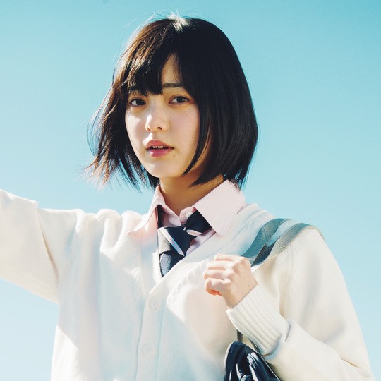 欅坂４６のスーパーエース・平手友梨奈ちゃんの“これ着たいっ♡”春制服