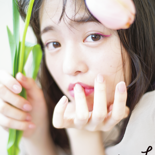 横田真悠初スタイルブック『＃まゆうだけ』絶賛発売中♡