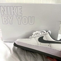 かぶらないスニーカーがほしい！「Nike By You」でカスタムしてみた