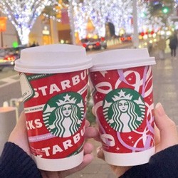 もう飲んだ？『スタバ』ホリデー新作のおすすめ＆カスタマイズはこれ！