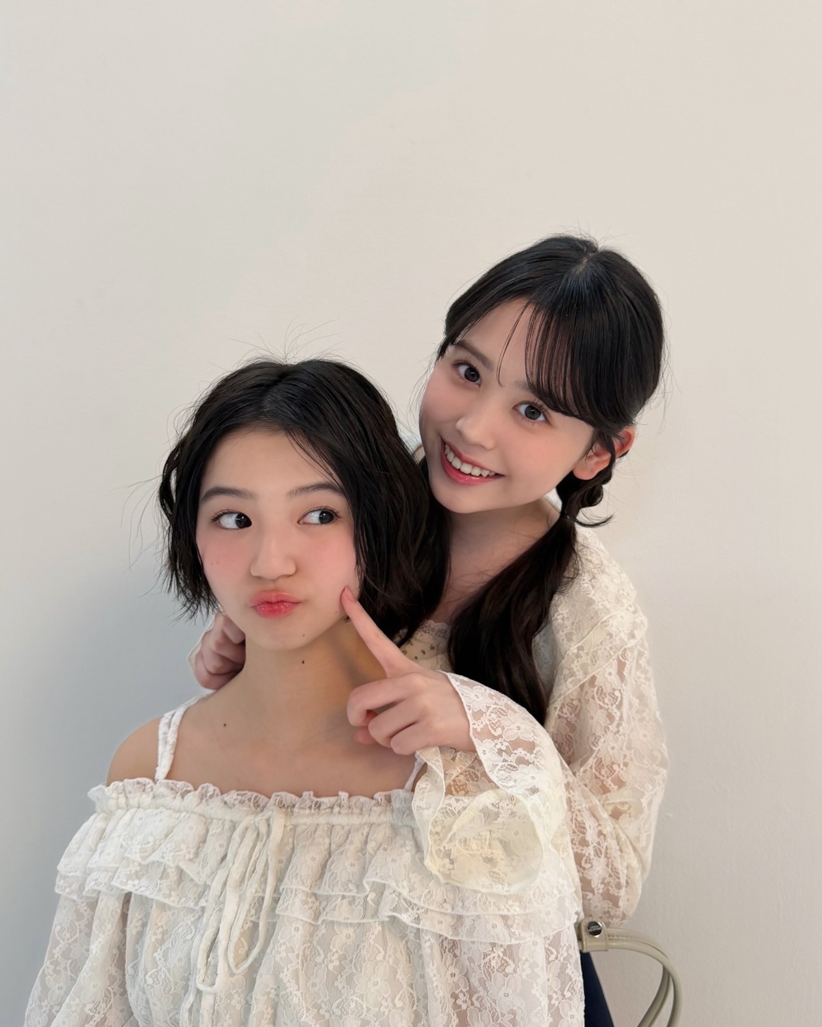 みろかん👩🏻‍❤️‍👩🏻💕このコンビではSTでも少しお姉さんをしてるかんちゃんが見れます🥺2人の空気感がゆるくて最高🥰🫶🏻#佐々木満音 #梶原叶渚 #かんちゃん #jk #可愛い女の子