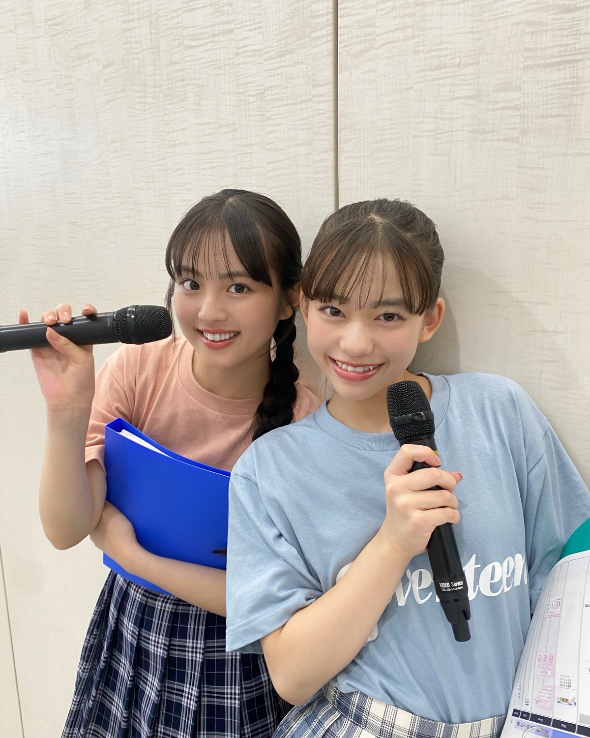 #放課後Seventeen イベントオフショット📸夏のイベントで配布したお土産のプレゼントキャンペーン中🎁🩷締め切りは9月27日までだよ🥰応募方法や詳細は過去に投稿した動画でチェックしてね✅⊹₊⟡⋆˚