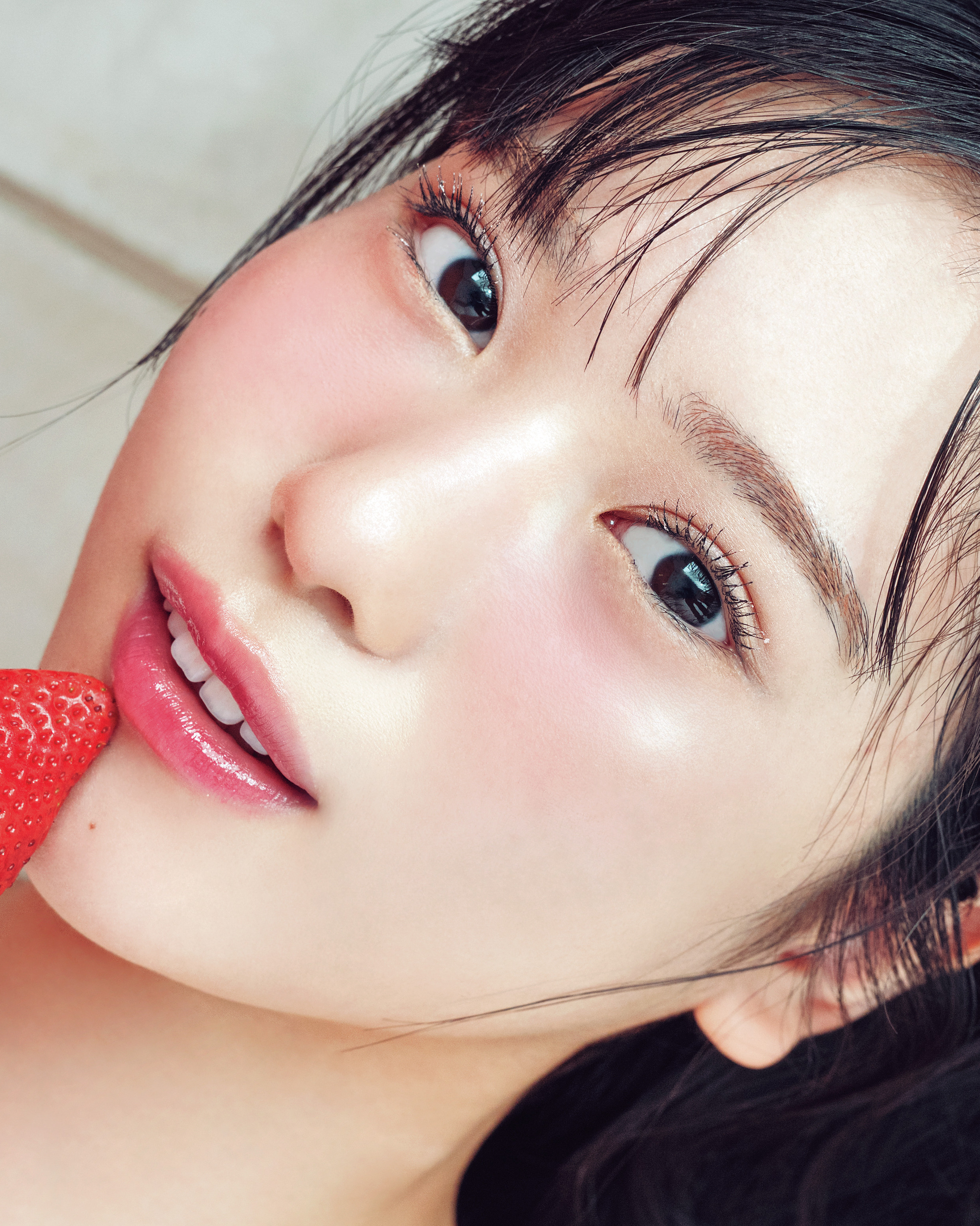 増田三莉音がトライ！ ジューシーなピンクメイクHOW TO
