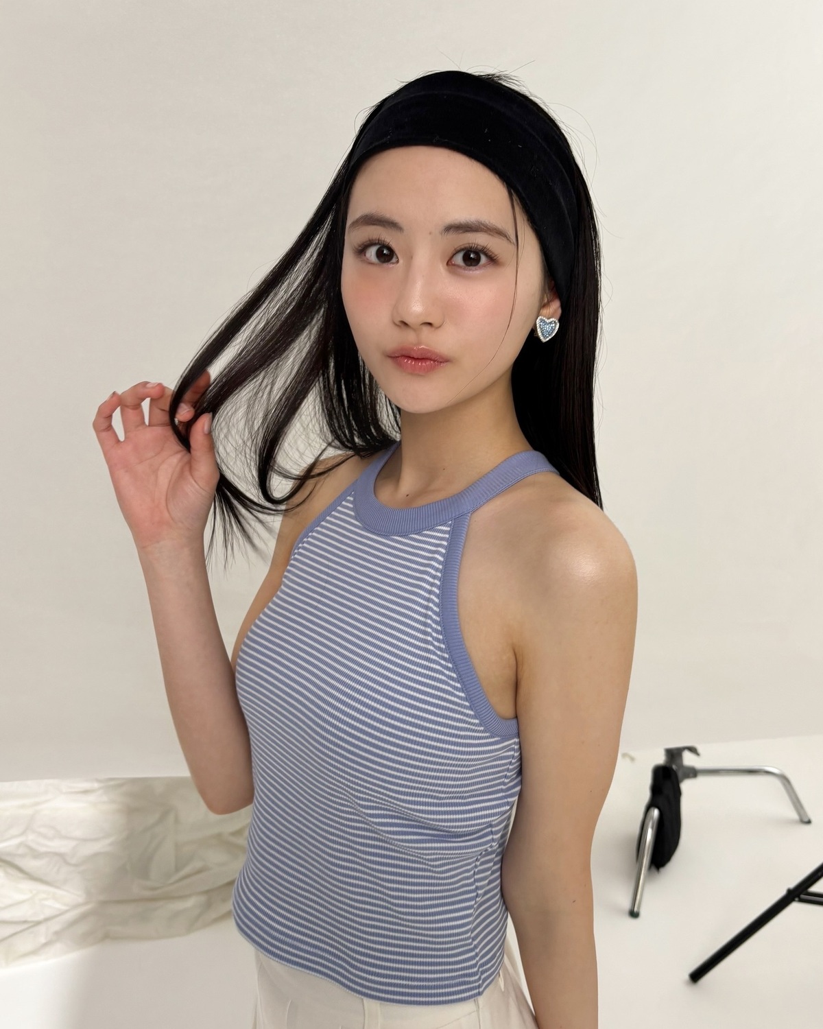 ヘルシー瑠紀👼🏻💫 おでこ出し×ヘアバンドのこんな感じの雰囲気も似合っちゃいます♡月刊ST㋲のオフショットだよ📸#Seventeen #セブンティーン #ST #雑誌 #ファッション雑誌 #オフショッ