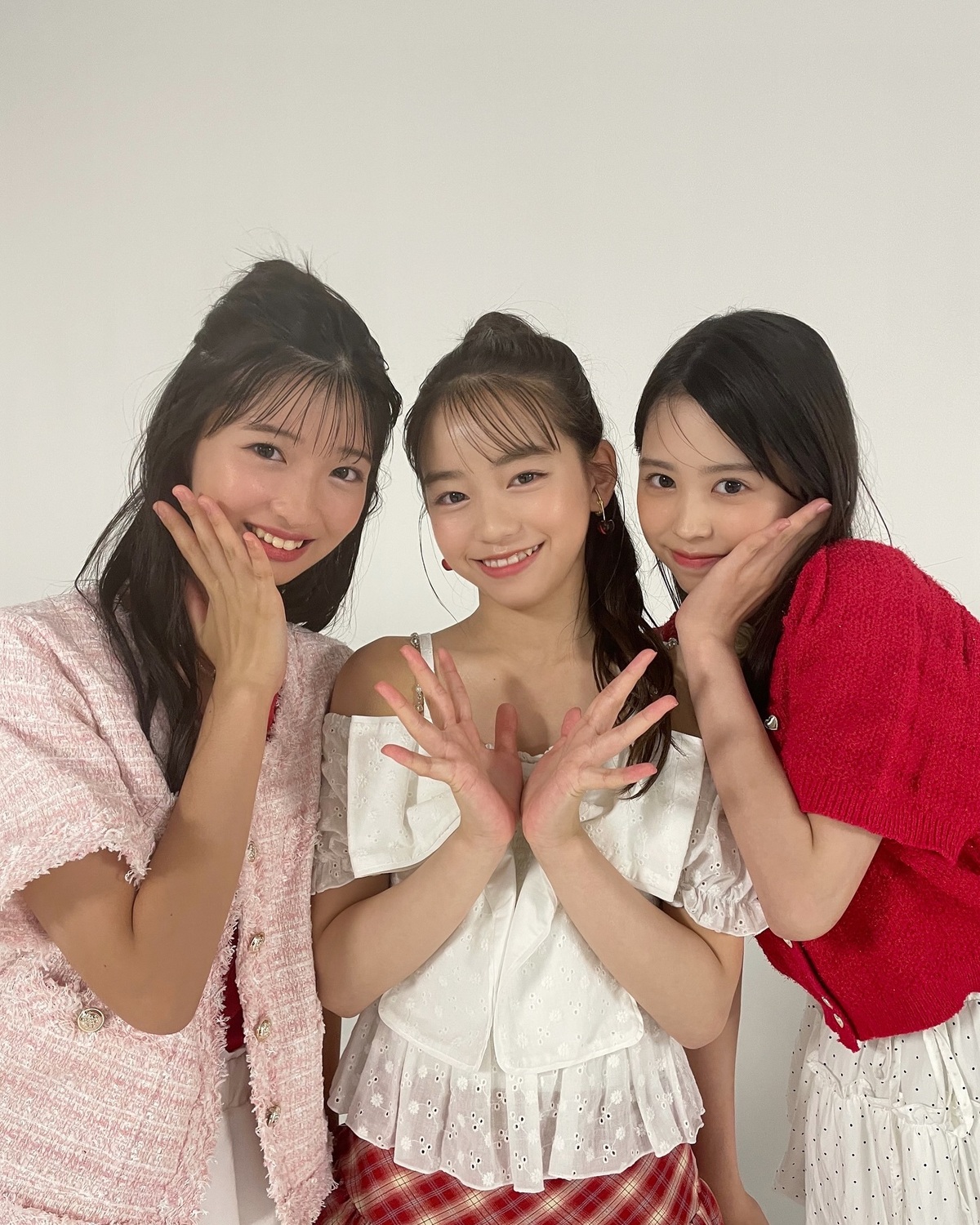 #ミスセブンティーン2025 投票開始から1週間💖推しは見つかった？🥺投票はしてくれてる？👀🗳️今日はファイナリストオフショをお届け📸 オーディション後、初めて顔を合わせた10人。初めは緊張しながらも