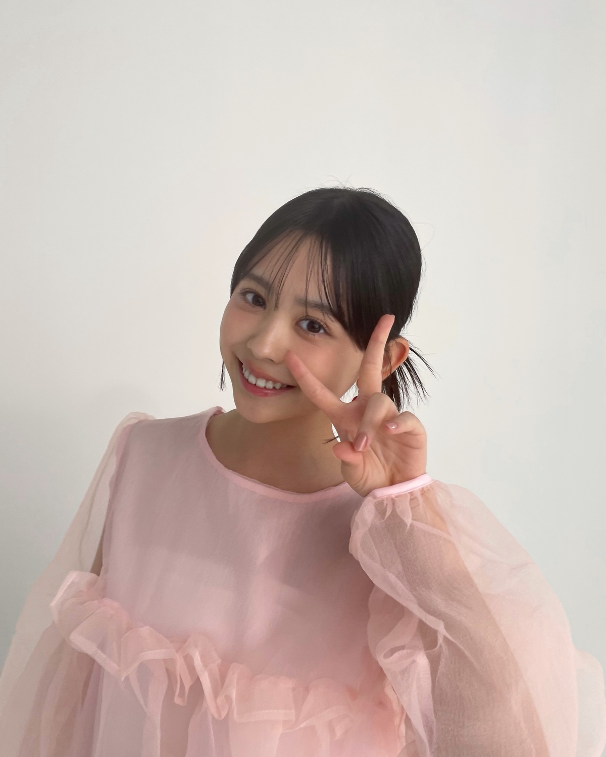 みんなおはよう〜☀️いつかの可愛いすぎるかんちゃん👼🏻🍒⊹₊⟡⋆˚⊹—————————⊹₊⟡⋆˚⊹STモデルのオフショットがもっとみたいコは@seventeenjp_mag をフォローしてね💞インスタ