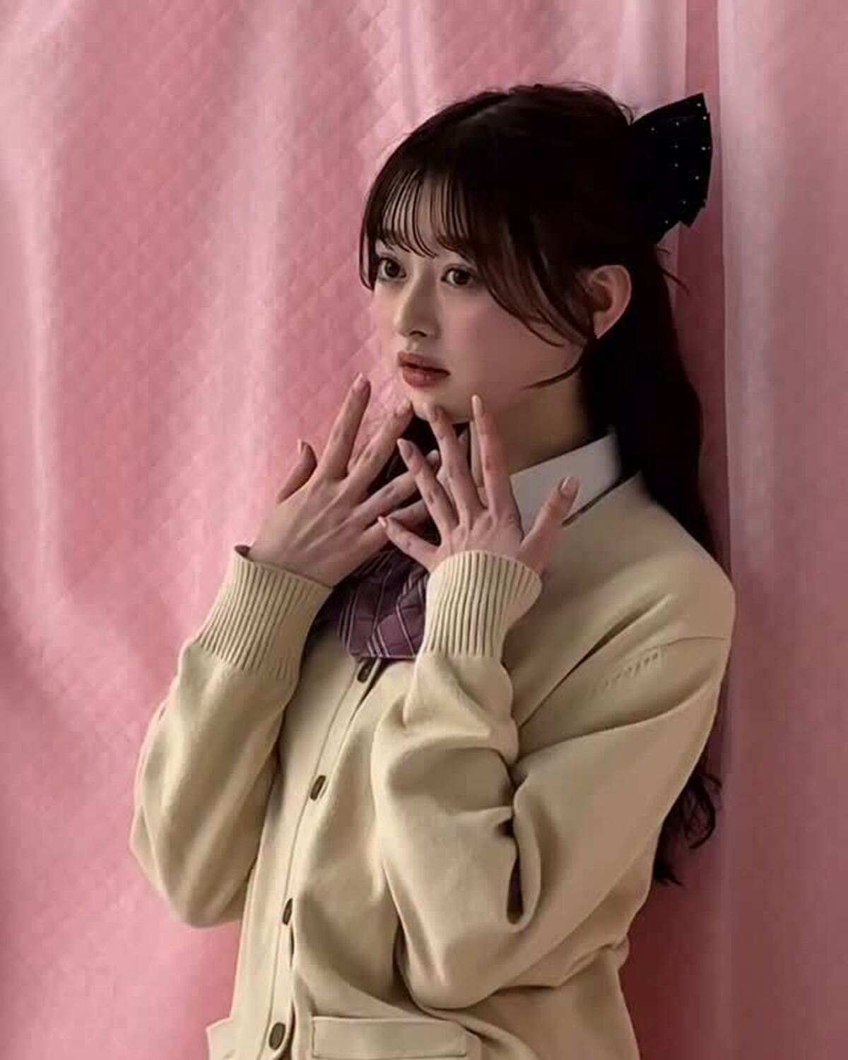 ゆななの撮影風景👼🏻🎀 いつもおっとり＆ニコニコなゆななは撮影中もごきげん🎵#セブンティーン #Seventeen #セブンティーンモデル #STモデル #モデル #オフショット #STモ #可愛い女