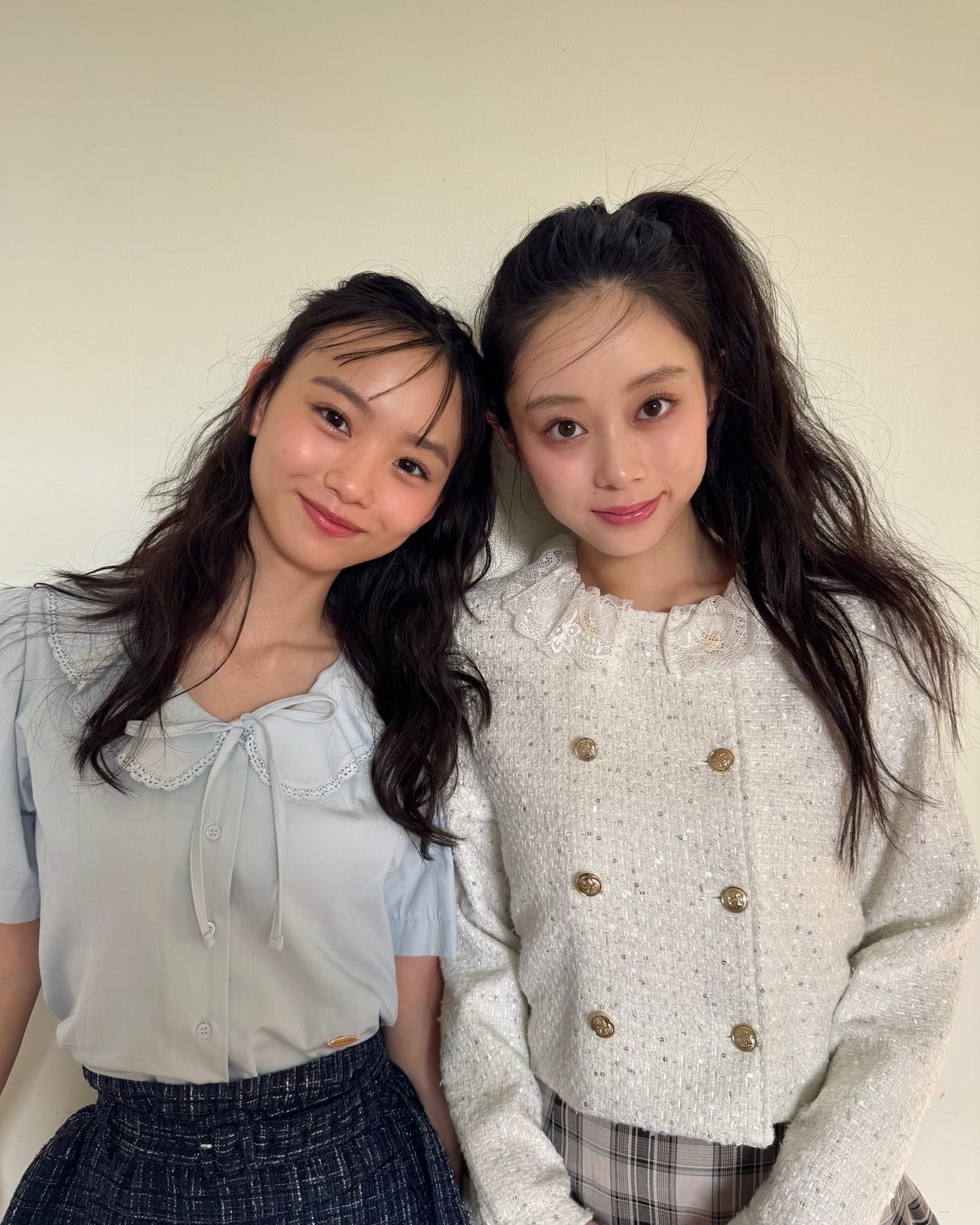 れいふじ👭🏻💞前に2人のセルフィーも投稿してるよ📸過去の投稿を探してみてね🤭🤍🤍⊹₊⟡⋆˚⊹—————————⊹₊⟡⋆˚⊹STモデルのオフショットがもっとみたいコは@seventeenjp_mag を
