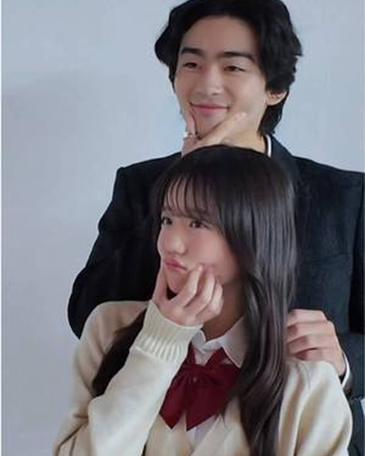 染五郎さん×瑠菜の撮影風景🎥🎶 SeventeenらしくJKっぽいポーズやハートポーズなんかもしてもらっちゃったよ🫣🫶🏻 発売中の秋号誌面では、染五郎さんに17の質問🔍🌟 インタビューや、歌舞伎座案内