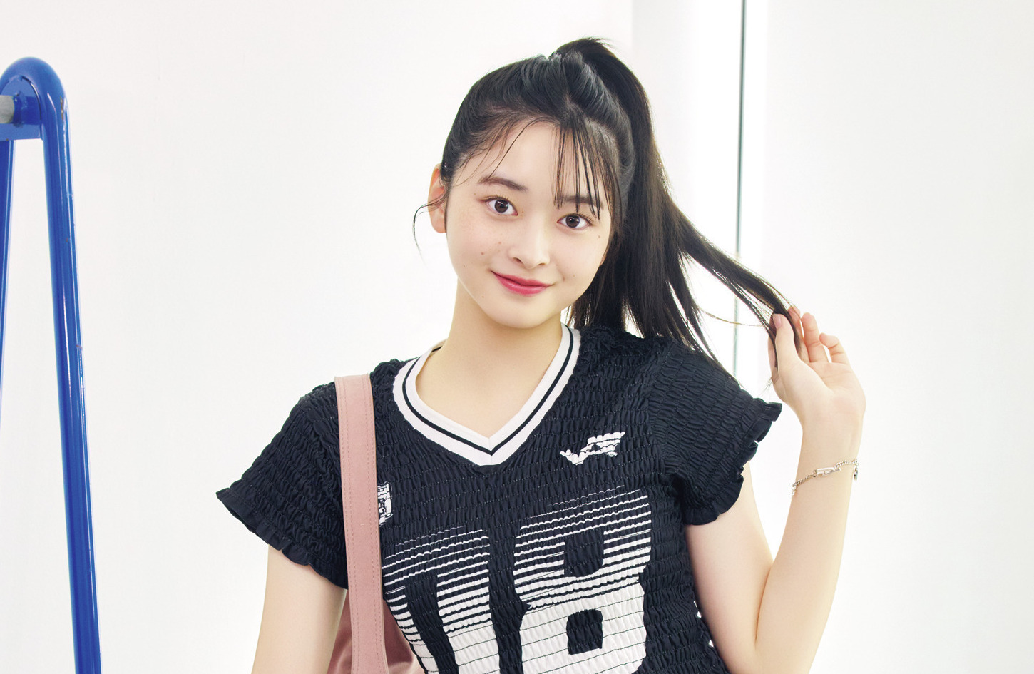 【滝口芽里衣の私服Tシャツコーデ】運命的な思い出Tで海外っぽ甘スポコーデ【夏の推しTシャツSNAP】