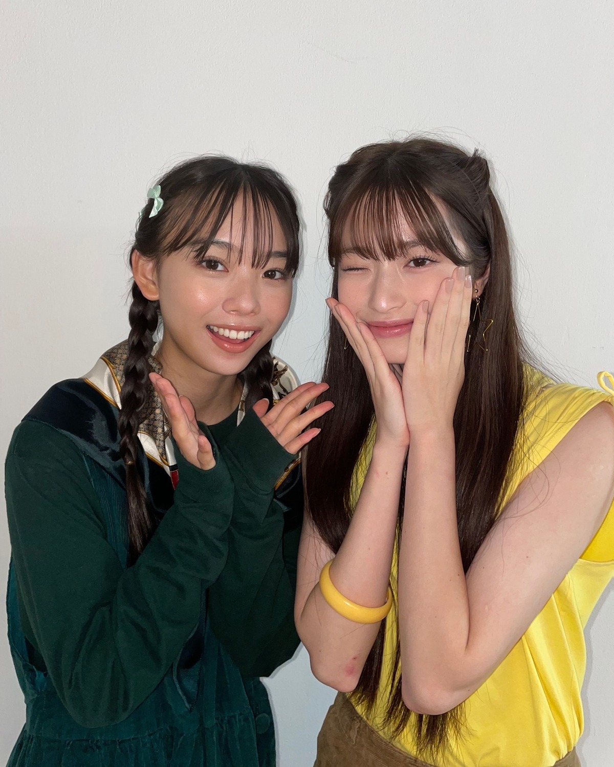 それぞれの16タイプ別をイメージした衣装に変身💚💛れいちゃん👩‍❤️‍👩あんちゃん秋冬号はもうGetしてくれた〜？📖感想をコメントしてね🥰#Seventeen #セブンティーン #STモデル #STモ