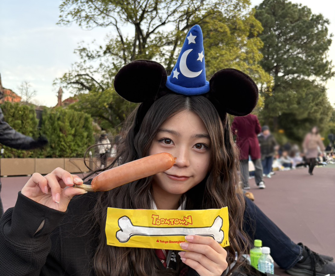 【稲光亜依】ディズニーご飯🍚