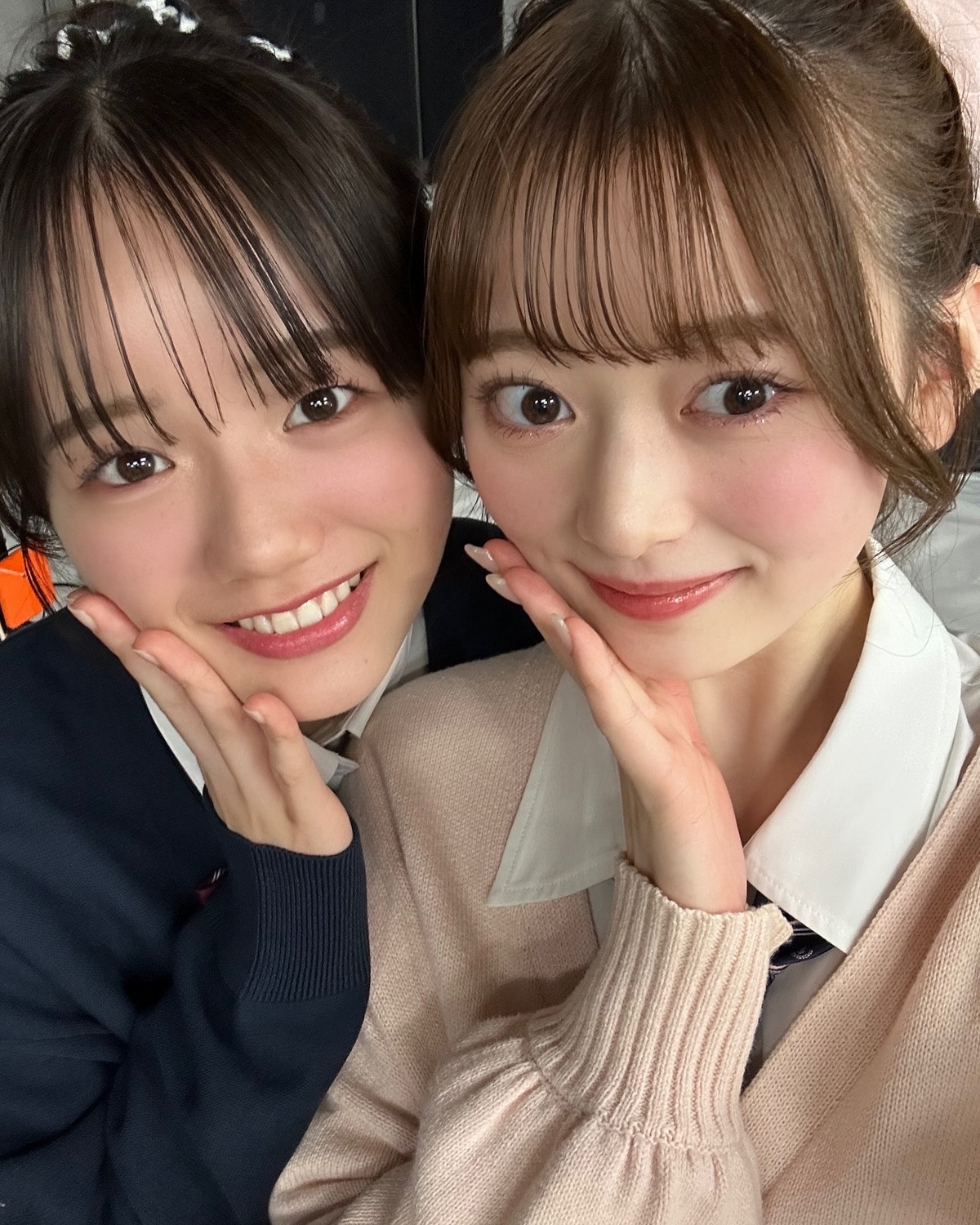 るなゆな♡˒˒撮影がかぶるごとにどんどん仲良くなっていくふたり👭🏻ゆったり平和な空気が流れてるよ🥺🎶何枚目が好き？🤍#セブンティーン #Seventeen #高比良由菜 #中島瑠菜 #ゆなな #STモ