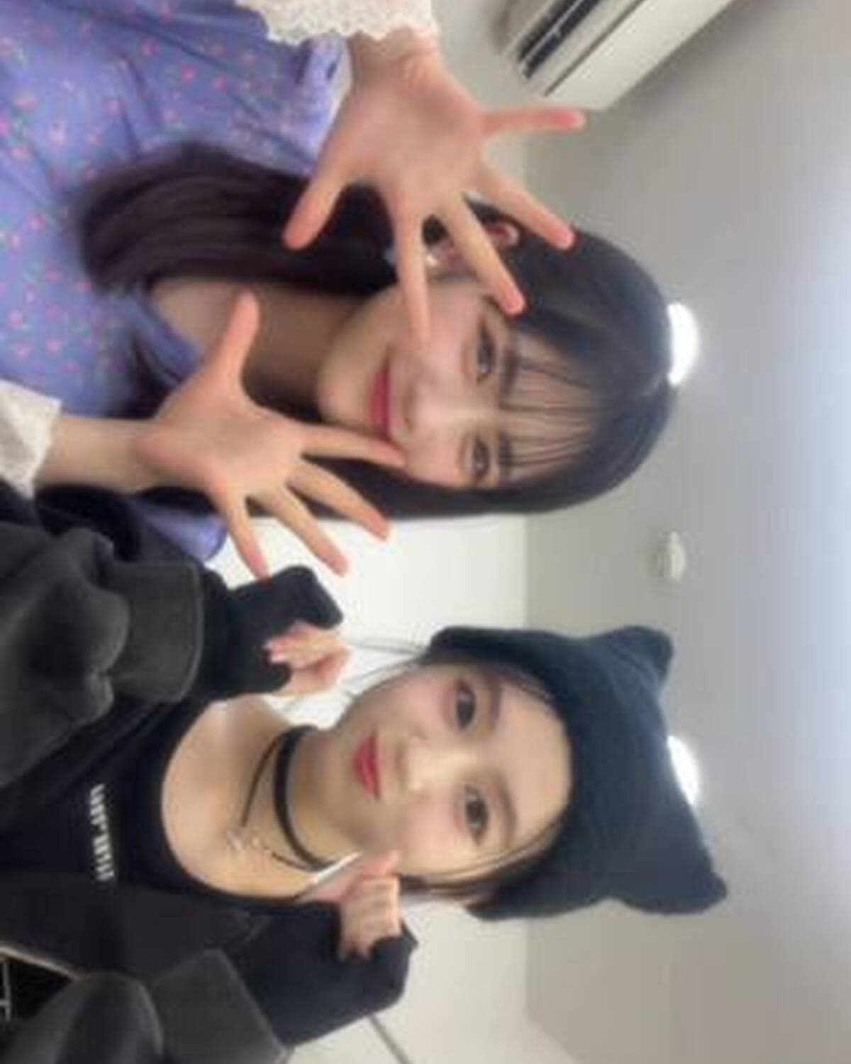 広島県出身中3コンビ👩🏻‍❤️‍👩🏻 同じ広島出身の人いる〜？🙋🏻‍♀️ はなの＆みろん💜🖤 #原田花埜 #佐々木満音 #中学生 #広島県 #中3 @佐々木 満音(みろん)