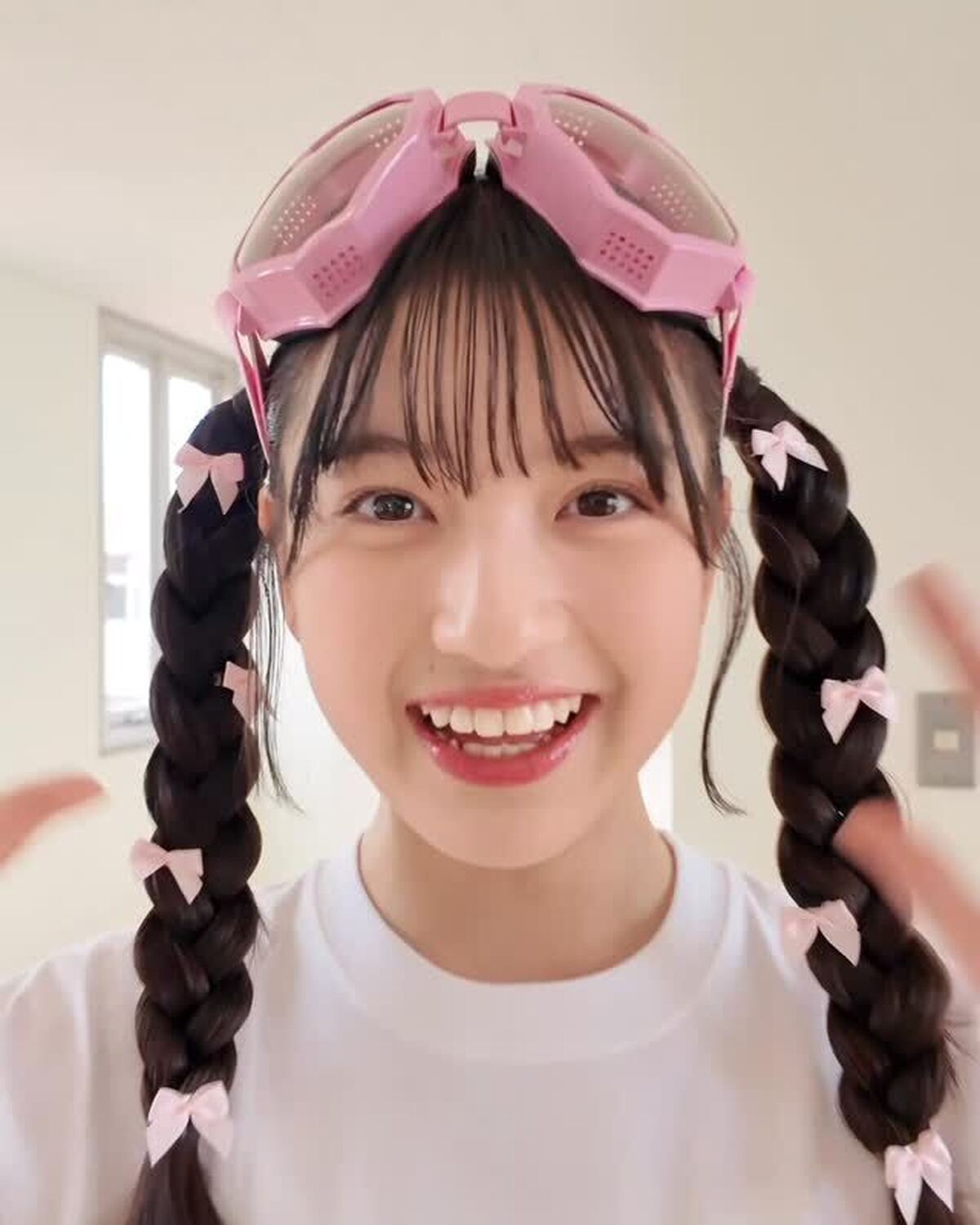 今月のカバームービー撮影のビハインド🎥翠子Ver♡すいちゃんが持ってるデコタオルは後日、解説動画をUPするよ😻お楽しみに〜👀💖#川瀬翠子 #Seventeenモデル #デコタオル #体育祭 #jc