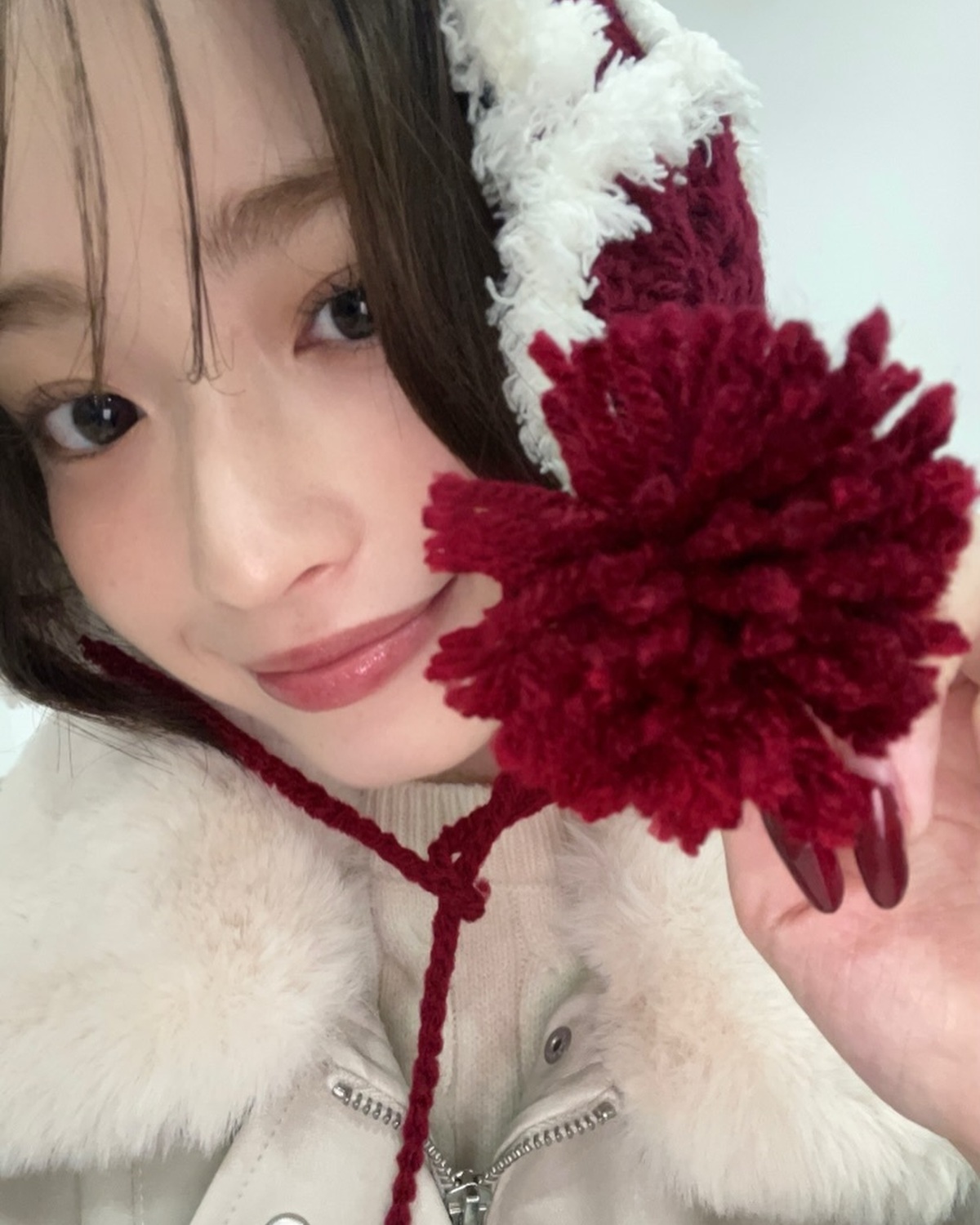 あんちゃんの可愛さが止まらない👼🏻🍒❤️私服もおしゃれすぎるよね🥺コーデの詳細は冬号に載ってるよ📖気になったコはチェックしてみて👀🎀#葛西也菜#STモデル＃今日好き＃イヤマフ＃冬コーデ