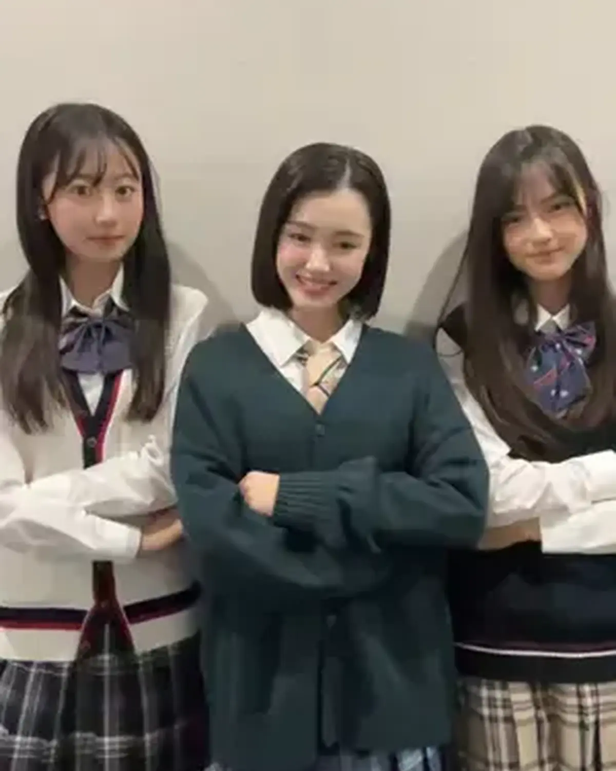 ミスセブンティーン2026投票締め切りまで「あと1日」💖 いよいよ明日まで‼️ ファイナリスト撮影の日に撮影したTikTokを投稿していくよ😻 今日1本目はNo.02 岩瀬夕由、No07.中村杏莉、N