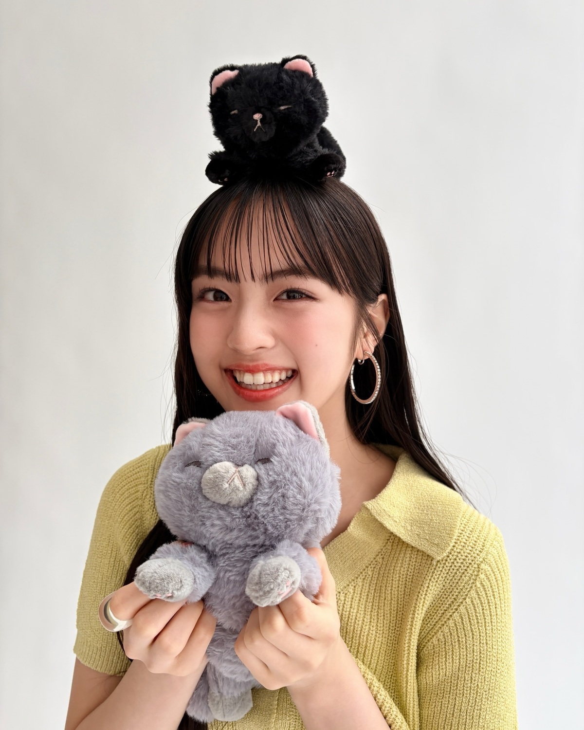 ねこのぬいぐるみ×優名が可愛すぎてキュン…🫠💘優名の笑顔に癒されてっ🥺💕#竹下優名 #Seventeen #Seventeenモデル #STモデル #スターダスト