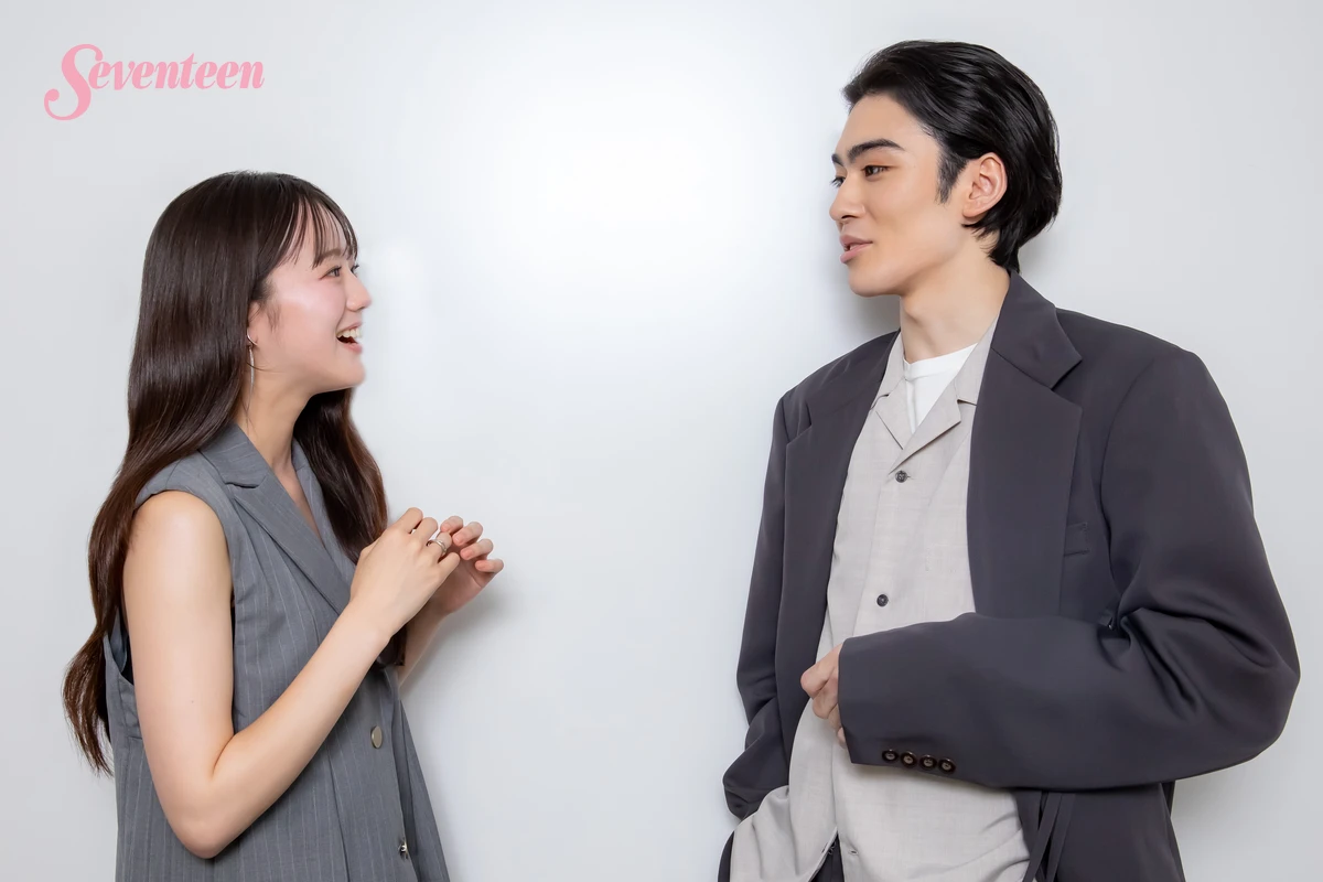 向かい合って語り合う市川染五郎と中島瑠菜