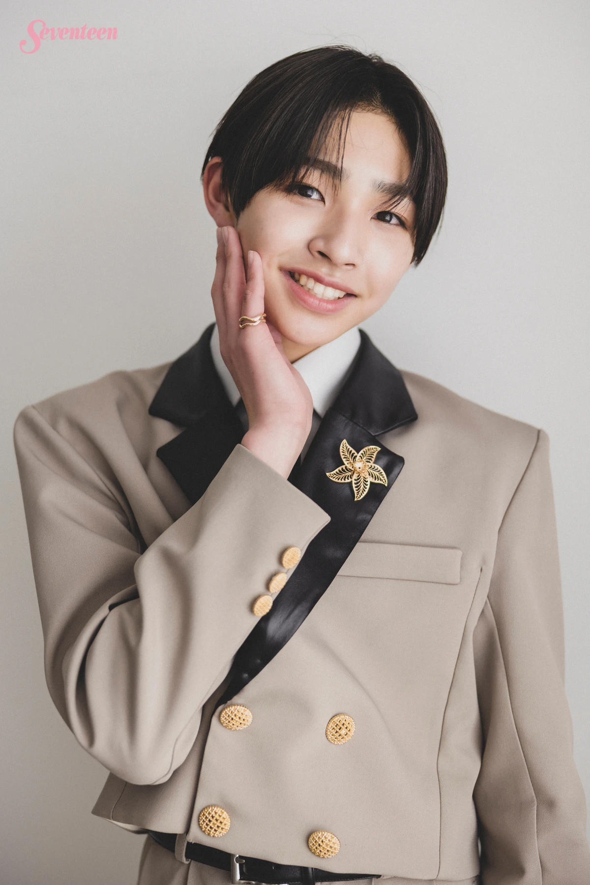 VOKSY DAYSに所属する飯世善文