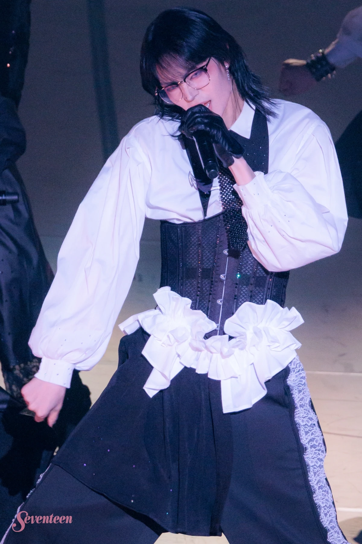 龍宮城 ARENA LIVE 2026 -SHIBAI-でパフォーマンスするS