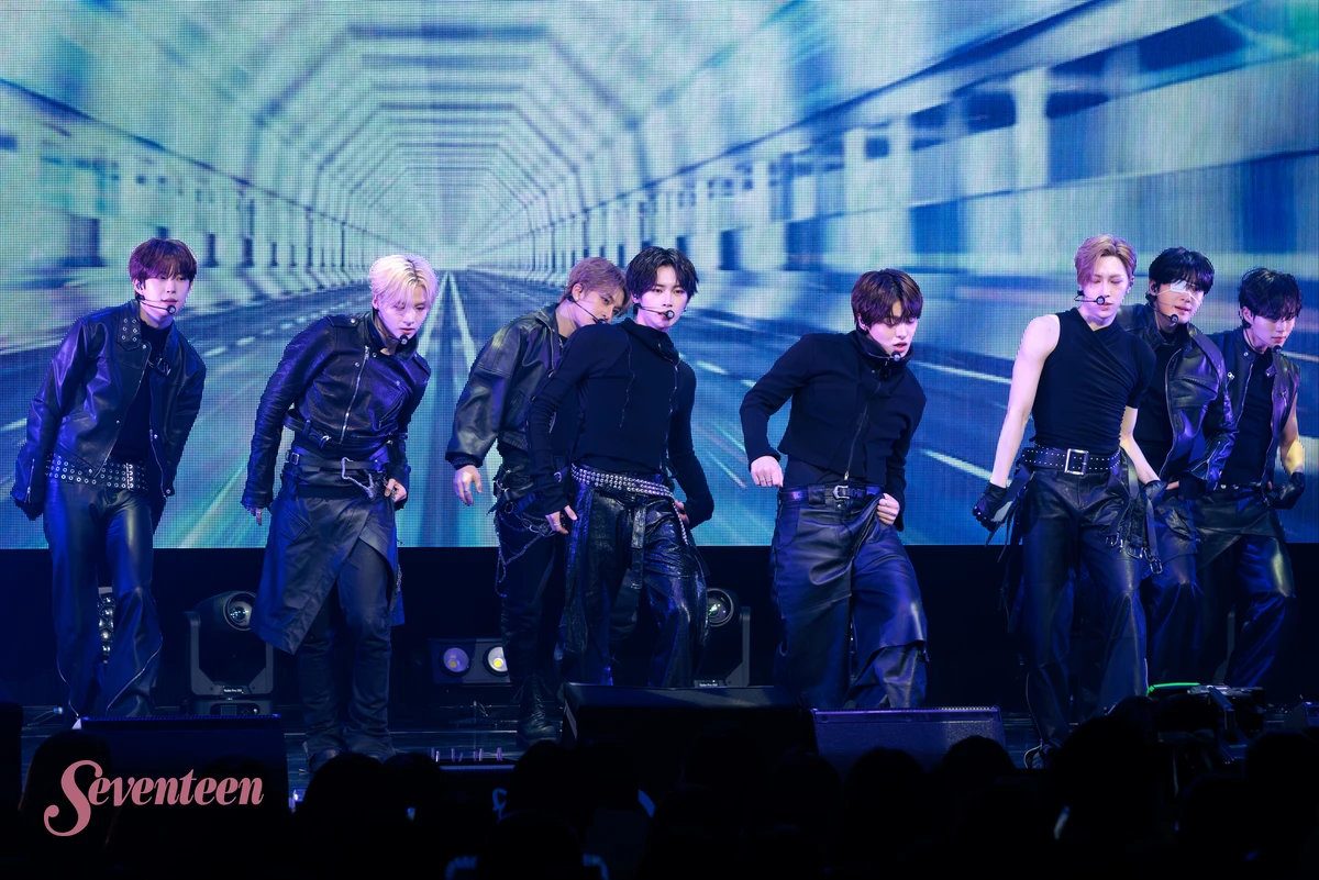 ALPHA DRIVE ONEライブ写真