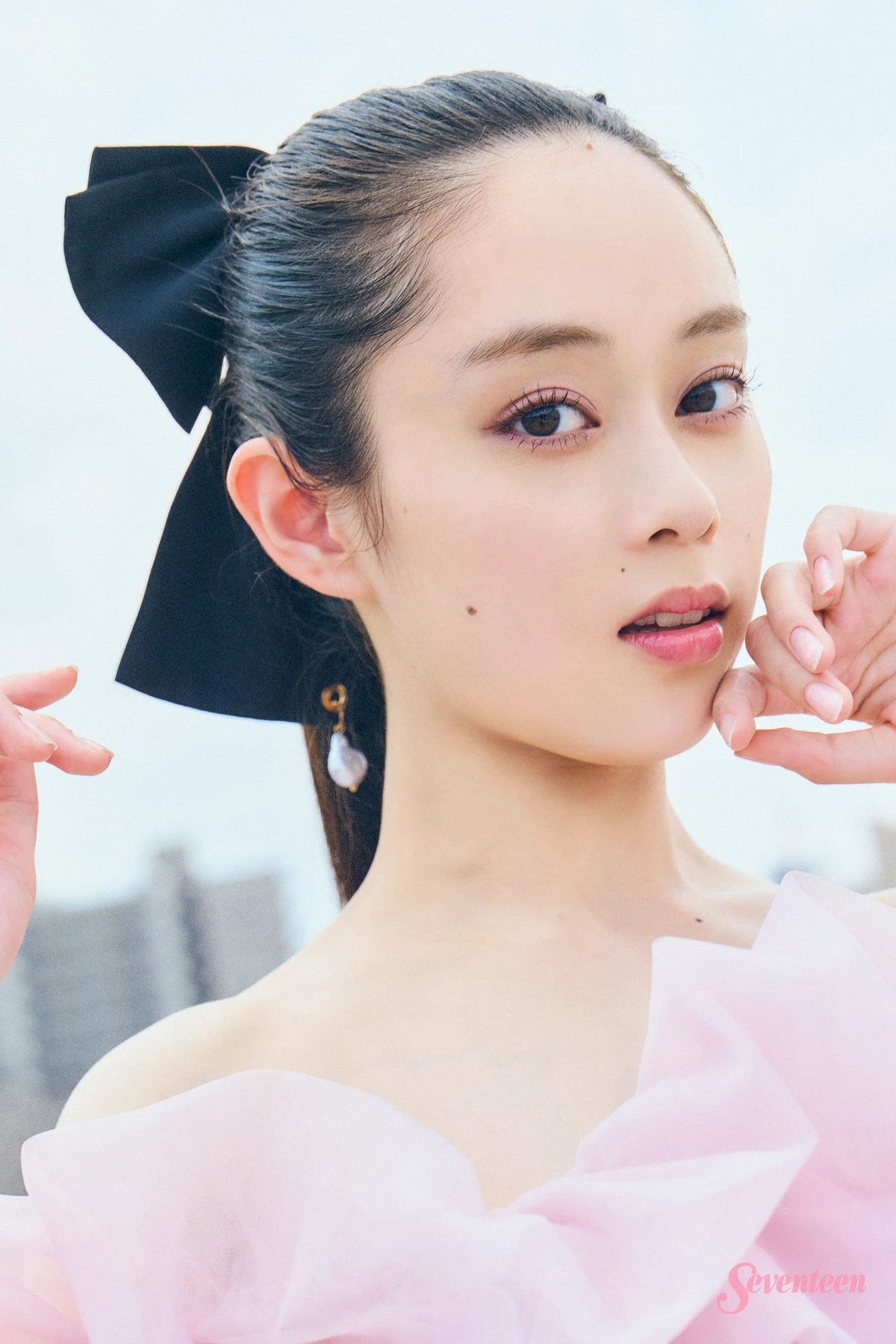 佐藤不二子　卒業