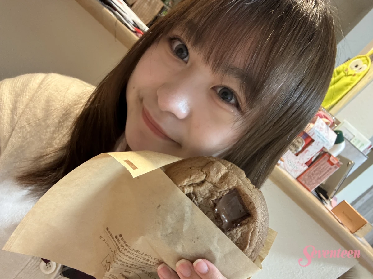 ST部みくちゃん　セブン-イレブンのチョコクッキーが大好き